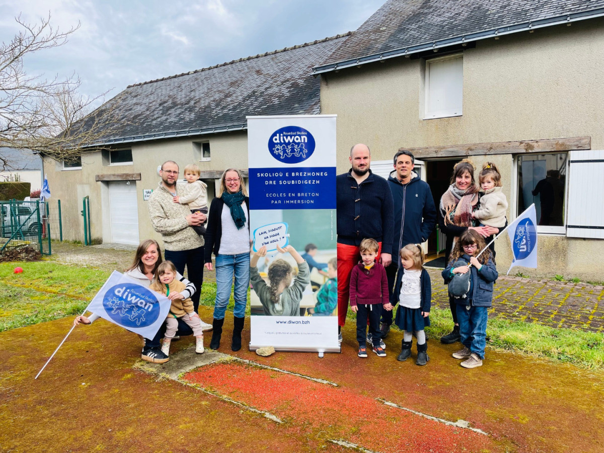 Familhou_skol_Diwan_Orvez