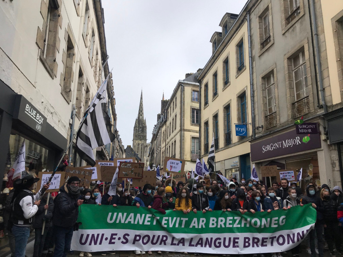 manifestadeg-13.03.2021-kemper_manif_13_03_christian_gouerou_2