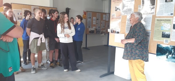 Exposition_Dire_la_guerre_avec_les_lyceens_du_College-Lycee_Diwan_du_Morbihan_WhatsApp_Image_2025-05-22_at_10.43.551